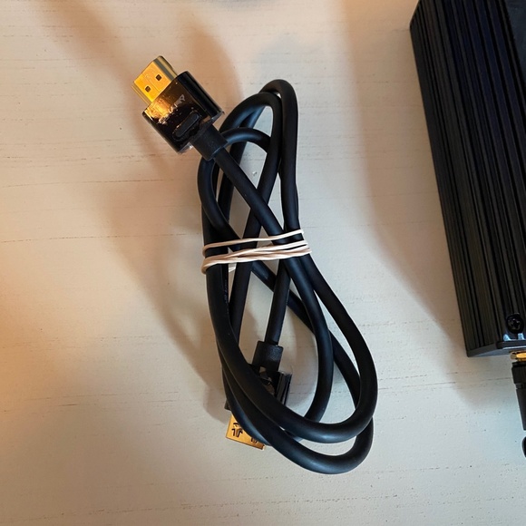 Control 4 C4-EA3 V2 Entertainment & Automation Controller - Picture 7 of 16